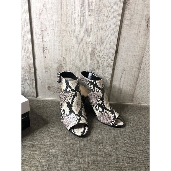 Alfani Womens Shoes Size 6 M Step Flex Black White Snake Print Open Toe Heels - Picture 1 of 7